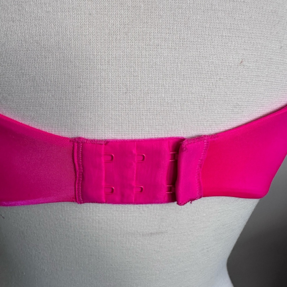 Victoria's Secret Very Sexy Push Up Lined Bra with Lace 34DDD - Picture 7 of 10